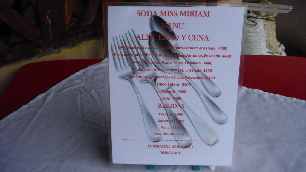 Cabinas Miss Miriam 1 托尔图格罗 外观 照片